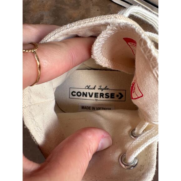 Converse Chuck Seasonal HighTop Lace Up Sneaker Oat Milk/Egret - M4 / W 6 - Picture 13 of 13